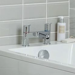 Ideal Standard Ceraflex 2 Tap Hole Bath Filler - B1824AA 11 Ideal Standard Ceraflex 2 Tap Hole Bath Filler - B1824AA -Bath Taps Shop B1824AA D3 460