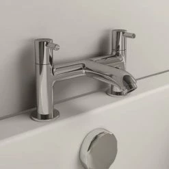 Ideal Standard Ceraline 2 Tap Hole Bath Filler - BC188AA 11 Ideal Standard Ceraline 2 Tap Hole Bath Filler - BC188AA -Bath Taps Shop BC188AA D2 460