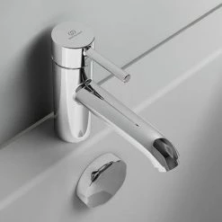 Ideal Standard Ceraline 1 Tap Hole Bath Filler - BC190AA 12 Ideal Standard Ceraline 1 Tap Hole Bath Filler - BC190AA -Bath Taps Shop BC190AA D4 460