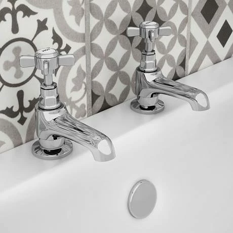 Regent Chrome Traditional Bath Taps 4 Regent Chrome Traditional Bath Taps - Image 2